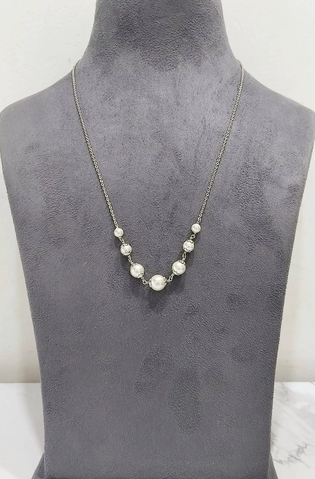 Ladies Necklece
